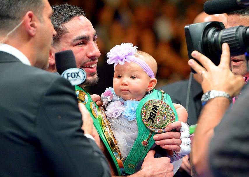 Tifosa molto speciale sul ring, la figlioletta di Garcia. Reuters